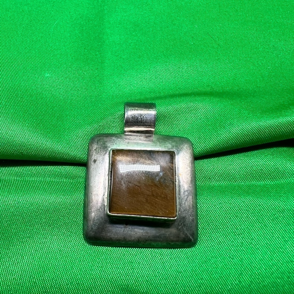 Mexican Silver 925 and Tiger's Eye Pendant